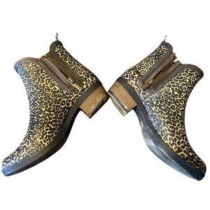 Lucky Brand Leopard Print Rain Booties